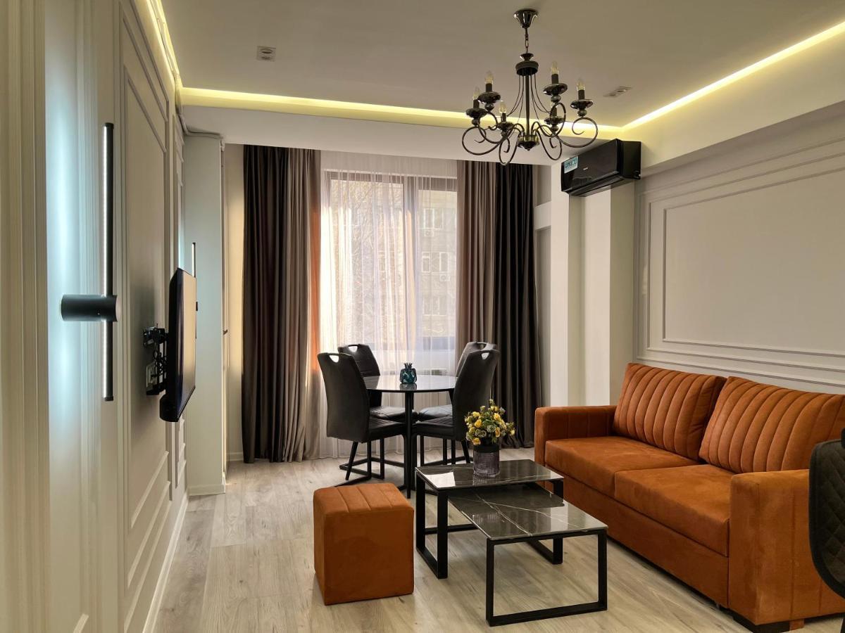Cozy Apt 3 City Center Єреван Екстер'єр фото