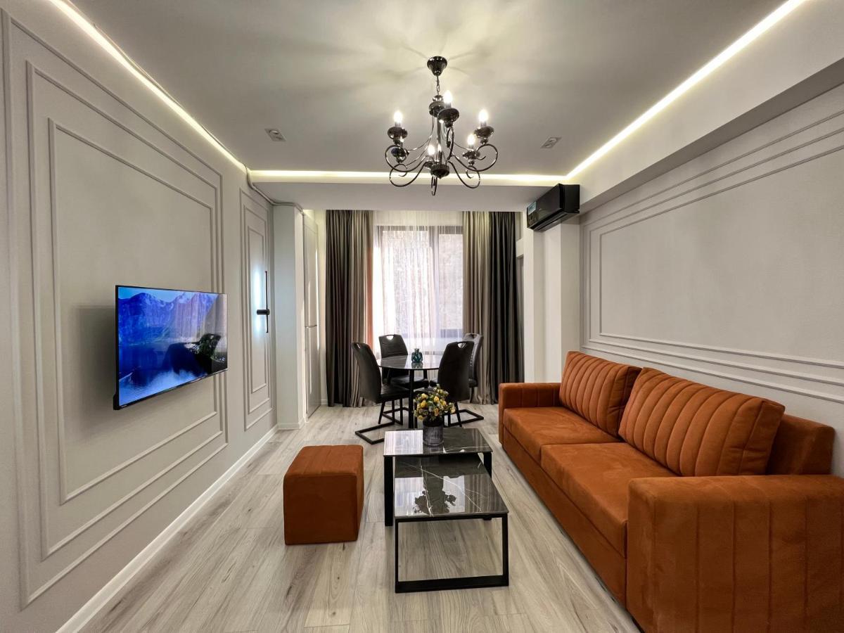 Cozy Apt 3 City Center Єреван Екстер'єр фото